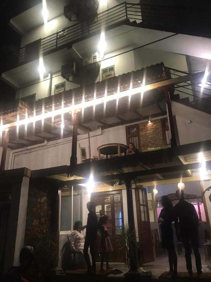 H&C Heaven Beach Hotel Unawatuna Exterior foto