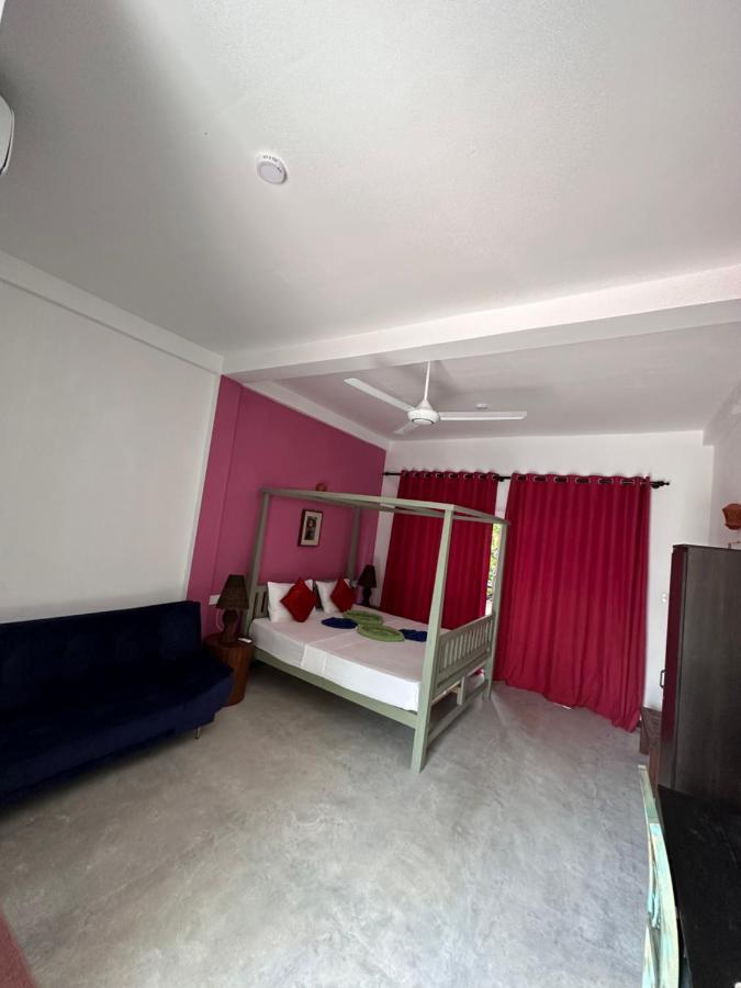 H&C Heaven Beach Hotel Unawatuna Exterior foto